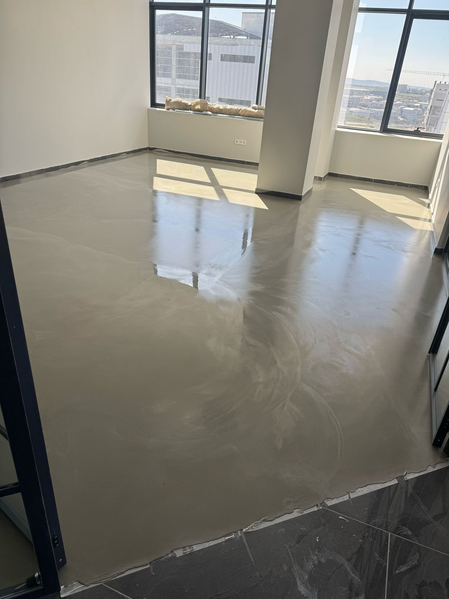 Ofis Şapı ve Zemin Kaplama - Helikopterli Şap